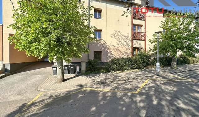 Pronájem bytu 3+1 70 m², U Zastávky, Náchod