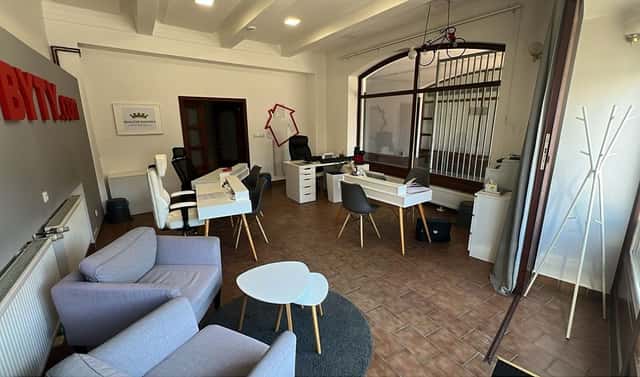 Pronájem kanceláře 70 m², Štrossova, Pardubice – Bílé Předměstí
