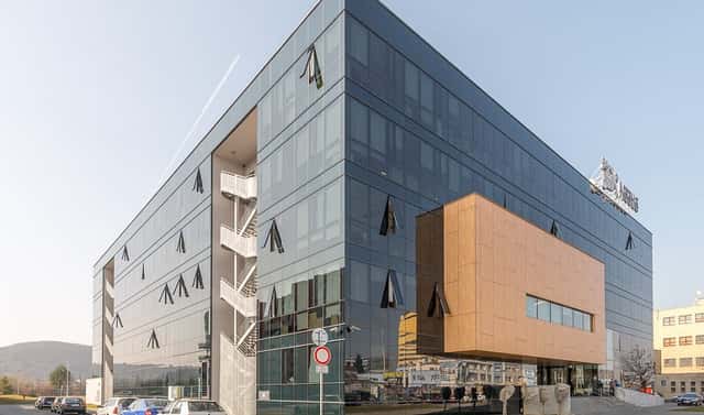 Pronájem kanceláře 250 m², Praha 4