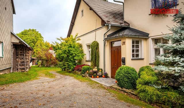 Prodej domu 660 m² s pozemkem 971 m², Kůsov, Stachy, okres Prachatice