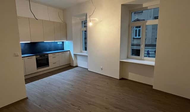 Pronájem bytu 2+kk 56 m², Divadelní, Jihlava