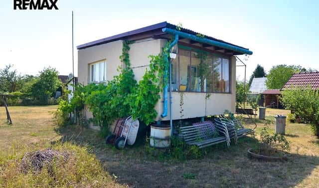 Prodej chaty/chalupy 25 m² s pozemkem 986 m², Břeclav