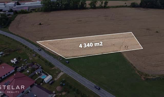 Prodej komerčního pozemku 4 340 m², Milovice, okres Břeclav