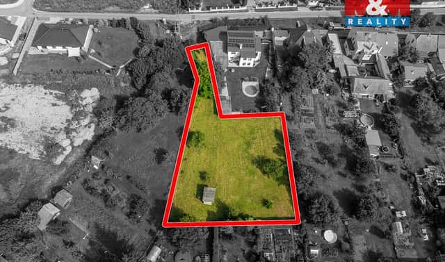 Prodej stavebního pozemku 1 676 m², Dašice, okres Pardubice