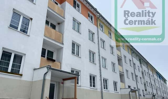 Pronájem bytu 3+1 80 m², Pod Makovým vrchem, Holýšov, okres Plzeň-jih