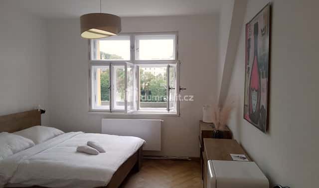Pronájem bytu 1+kk 20 m², Ondřejská, Karlovy Vary