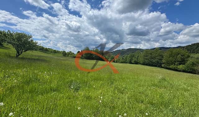 Prodej louky 25 140 m², Nový Hrozenkov, okres Vsetín