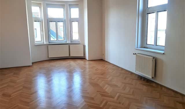 Pronájem kanceláře 135 m², Štěrboholská, Praha 10 – Hostivař