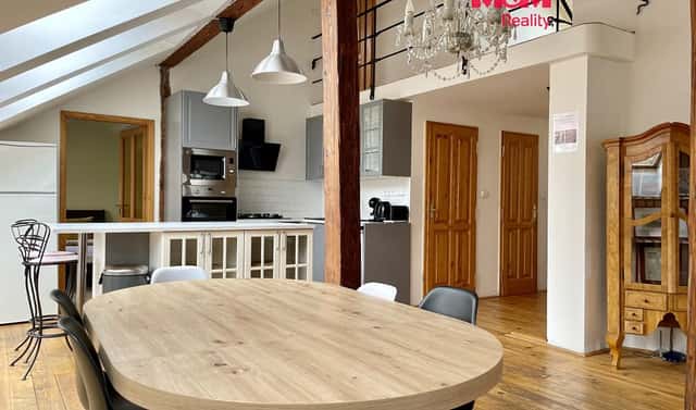 Pronájem bytu atypického 170 m², Pštrossova, Praha 1 – Nové Město