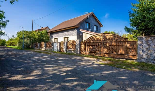 Prodej domu 133 m² s pozemkem 540 m², Spojovací, Horoušany – Horoušánky, okres Praha-východ