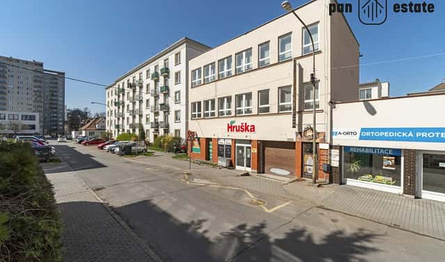 Pronájem obchodních prostor 200 m², Ševcovská, Zlín