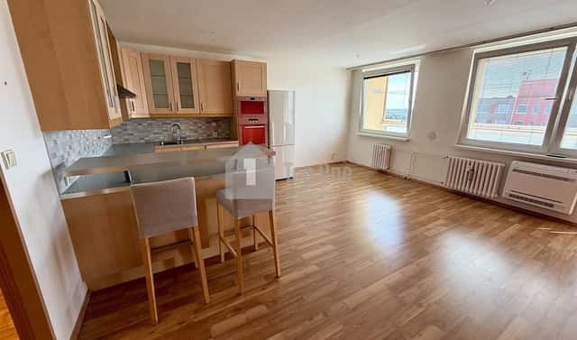 Pronájem bytu 3+kk 84 m², Pavlišovská, Praha 9 – Horní Počernice