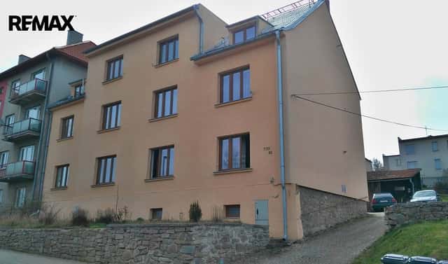 Pronájem bytu 1+kk 40 m², B. Smetany, Třešť, okres Jihlava