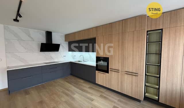 Pronájem bytu 4+1 120 m², Balcarova, Ostrava – Moravská Ostrava, okres Ostrava-město