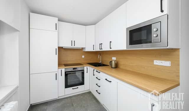 Pronájem bytu 3+1 65 m², Kosmonautů, Liberec – Liberec V-Kristiánov