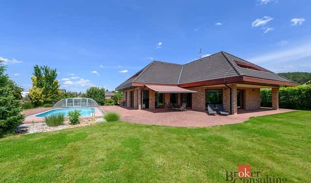 Prodej domu 372 m² s pozemkem 2 751 m², Slunečná, Štěnovice, okres Plzeň-jih