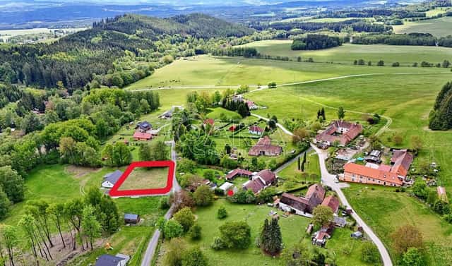 Prodej stavebního pozemku 1 109 m², Omlenice – Výnězda, okres Český Krumlov