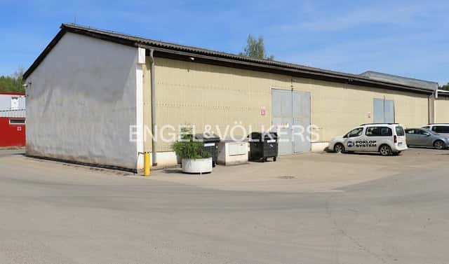 Pronájem skladovacích prostor 370 m², Plzeň – Valcha, okres Plzeň-město