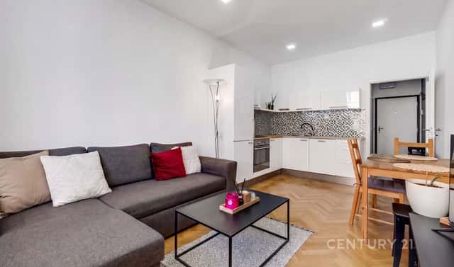 Prodej bytu 2+kk 45 m², Přístavní, Praha 7 – Holešovice
