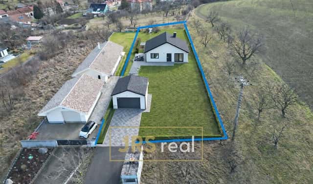 Prodej stavebního pozemku 2 239 m², Dobročkovice, okres Vyškov