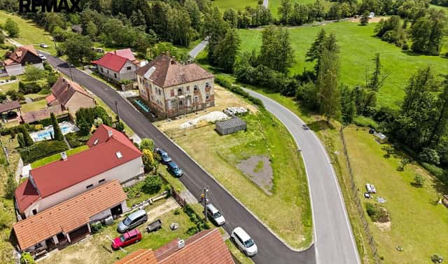 Prodej domu 735 m² s pozemkem 3 134 m², Zemětice – Čelákovy, okres Plzeň-jih