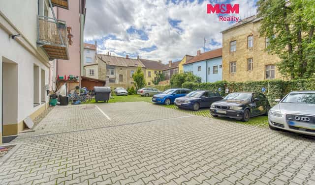 Pronájem garážového stání, 15 m2, Plzeň, ul. Karlova, Karlova, Plzeň – Jižní Předměstí, okres Plzeň-město