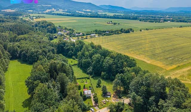 Prodej stavebního pozemku 1 741 m², Dobratice, okres Frýdek-Místek