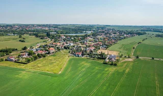 Prodej stavebního pozemku 12 636 m², U zastávky, Nučice, okres Praha-západ