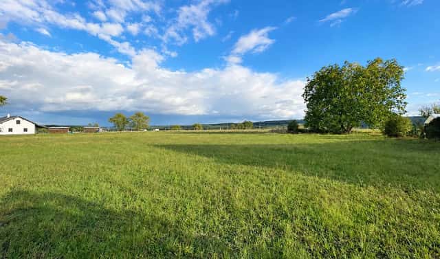 Prodej stavebního pozemku 1 162 m², Horka, okres Chrudim