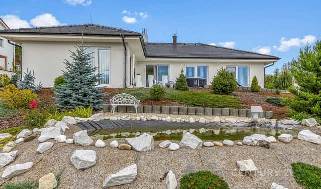 Prodej domu 186 m² s pozemkem 2 232 m², Dlážděná, Valtice, okres Břeclav