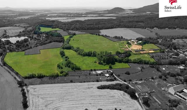 Prodej komerčního pozemku 225 295 m², Třebušín, okres Litoměřice