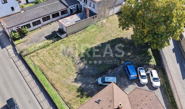 Prodej stavebního pozemku 714 m², Sadová, Dobrovice, okres Mladá Boleslav