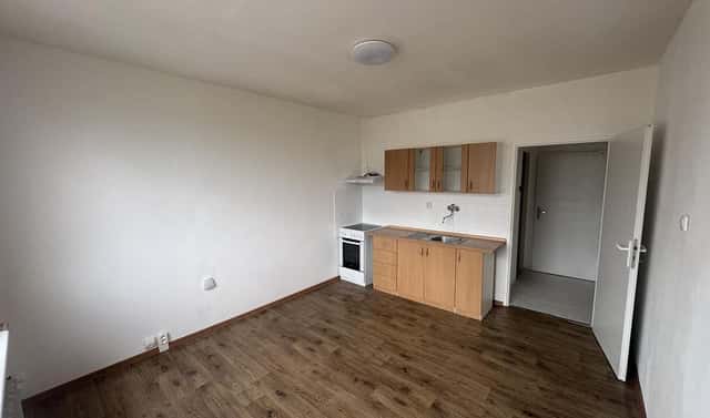 Pronájem bytu 1+kk 19 m², Sídliště Za Chlumem, Bílina – Teplické Předměstí, okres Teplice