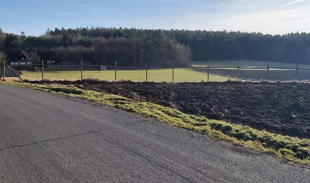 Prodej pole 2 558 m², Bušovice, okres Rokycany