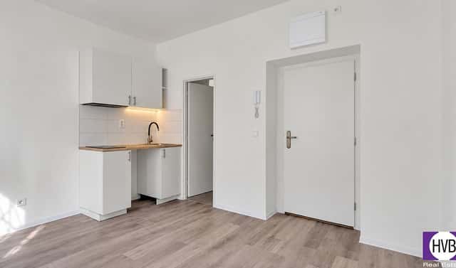 Prodej bytu 1+kk 16 m², Praha 4 – Záběhlice