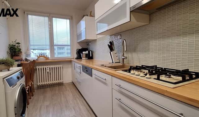 Pronájem bytu 3+1 62 m², Strnadova, Brno – Líšeň, okres Brno-město