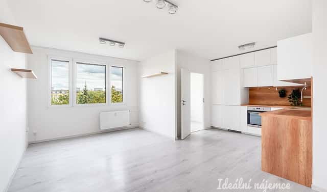 Pronájem bytu 3+kk 68 m², Šluknovská, Praha 9 – Střížkov