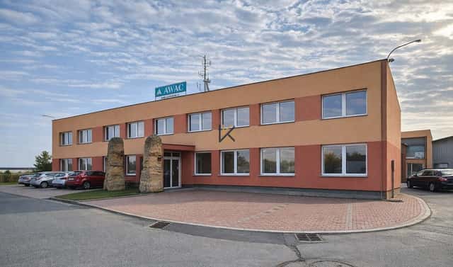 Pronájem kanceláře 407 m², V Chotejně, Praha 10 – Hostivař