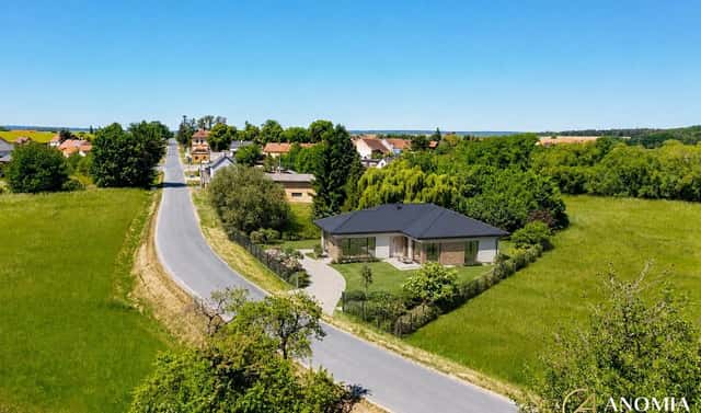 Prodej stavebního pozemku 1 989 m², Kotovice, okres Plzeň-jih