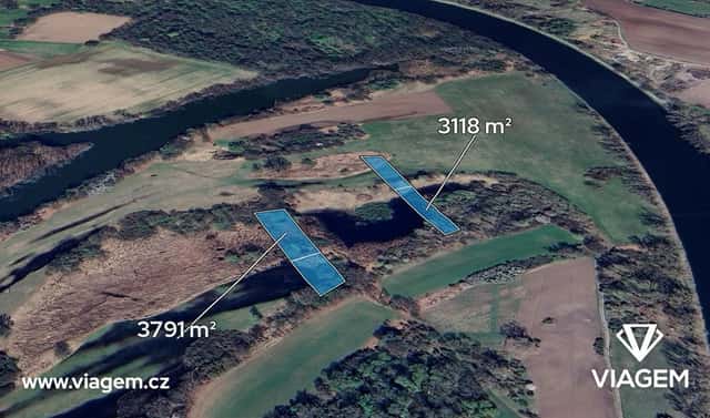 Prodej pole 2 303 m², Tišice, okres Mělník