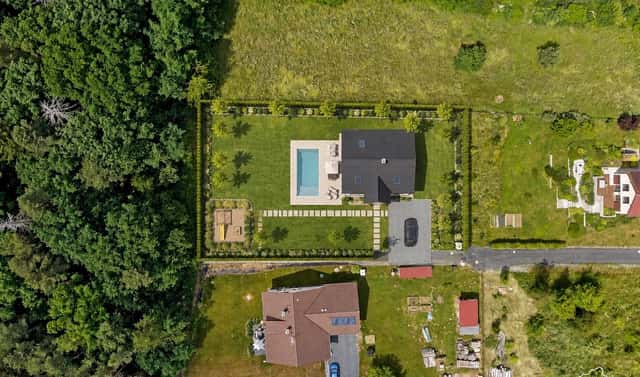 Prodej stavebního pozemku 2 000 m², Pod Lesem, Hrusice, okres Praha-východ