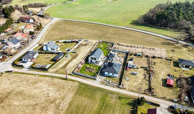 Prodej stavebního pozemku 1 519 m², Modřovice, okres Příbram