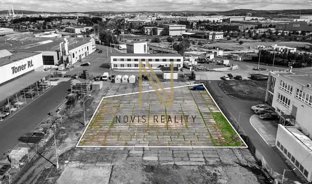 Pronájem komerčního pozemku 1 500 m², Domažlická, Plzeň – Skvrňany, okres Plzeň-město