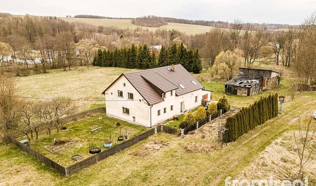 Prodej domu 180 m² s pozemkem 1 481 m², Lomnice – Tylov, okres Bruntál