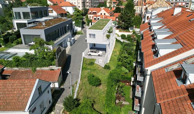 Prodej komerčního pozemku 388 m², Smolenská, Praha 10 – Vršovice
