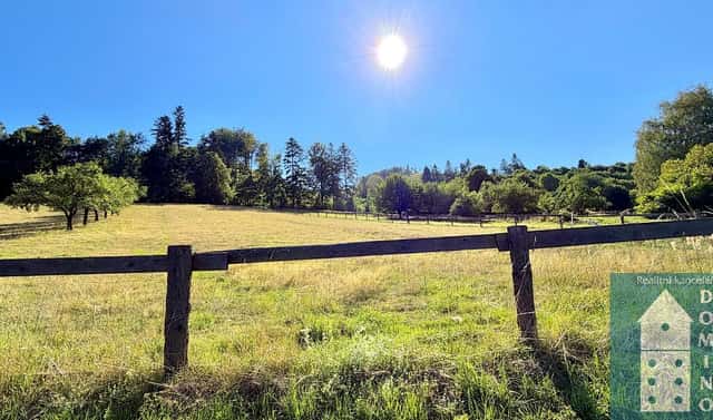 Prodej stavebního pozemku 3 206 m², Podhradní Lhota, okres Kroměříž