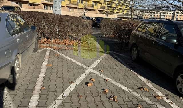 Pronájem venkovního nezastřešeného parkovacího stání, Okružní, Olomouc, Okružní, Olomouc – Nová Ulice