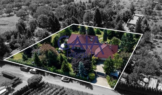 Prodej domu 354 m² s pozemkem 3 088 m², Strážovice, okres Hodonín