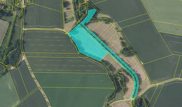 Prodej pole 34 247 m², Úmonín – Korotice, okres Kutná Hora