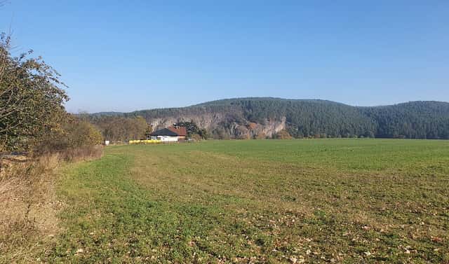 Prodej stavebního pozemku 2 830 m², Kamýk nad Vltavou – Velká, okres Příbram